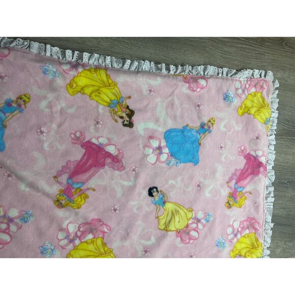 Vintage 90s Disney Princes Pink Fleece Throw Blanket For Toddler 50 x 40 - Picture 11 of 14